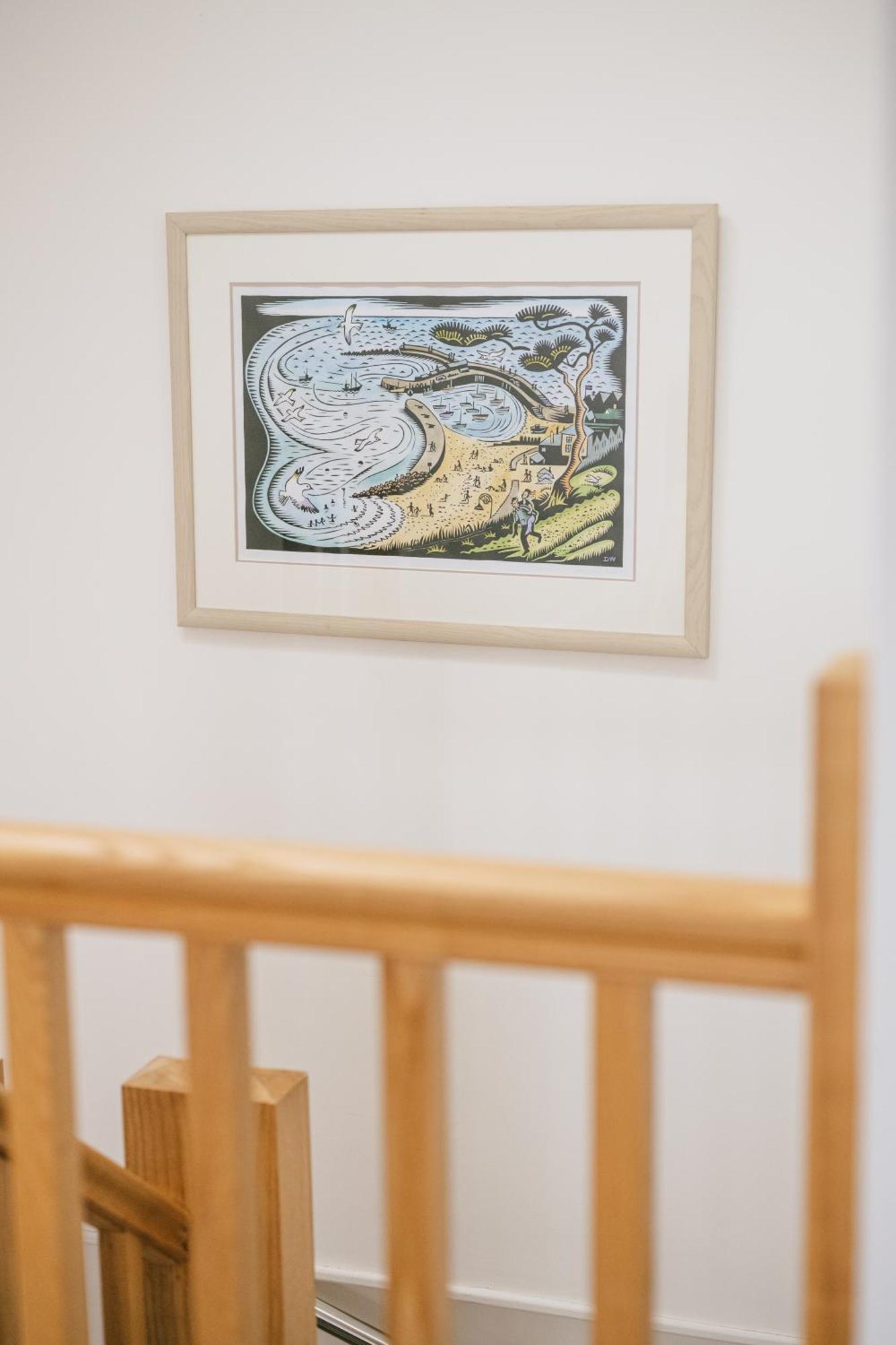 Holiday home Stunning Little House, 2 Mins From With A Sea View To For. Sleeps 2, Free Parking, Small Dog Welcome. *
