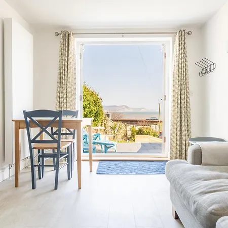 Stunning Little House, 2 Mins From Lyme Regis Beach With A Sea View To Die For. Sleeps 2, Free Parking, Small Dog Welcome. Exterior photo